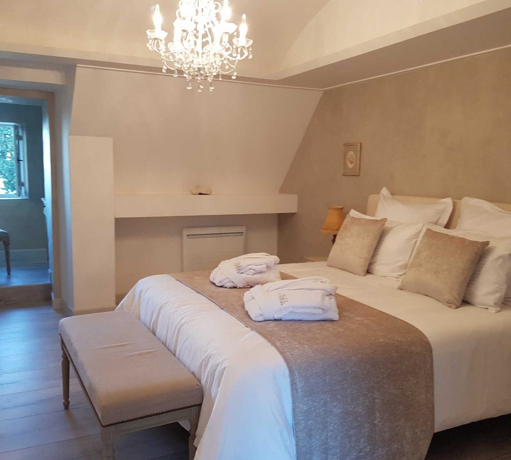 Rooms And Suite Au Clos De Mathilde Chambre D Hotes Avec